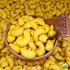بادام هندی بو داده با زعفران ممتاز