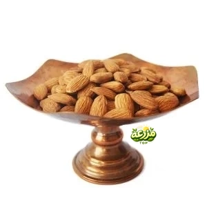 مغز بادام وارداتی خام